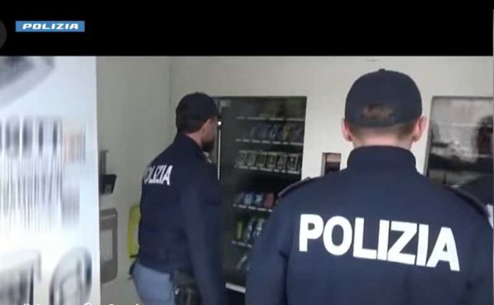 cannabis light a Crotone