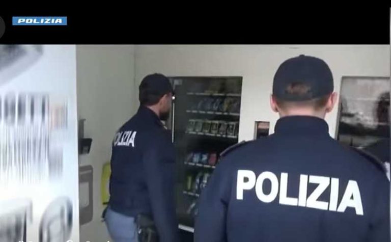 cannabis light a Crotone