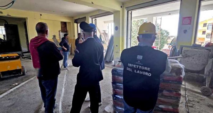carabinieri cantiere edile sellia marina