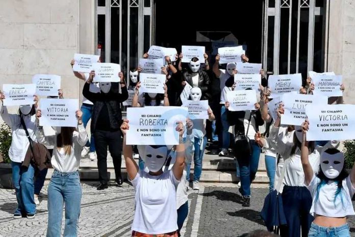 flash-mob lavoratori konecta