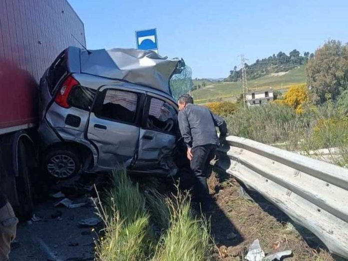 incidente stradale 106 belcastro