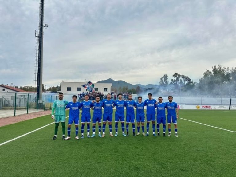 Razzo contro gli spalti della tifoseria della Paolana, la condanna del Comune di Paola