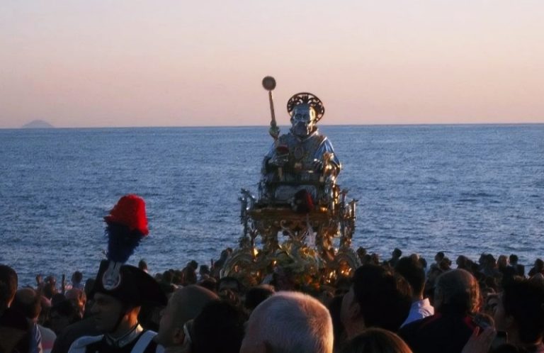 Paola si accende per San Francesco: dieci giorni tra fede, musica e novità