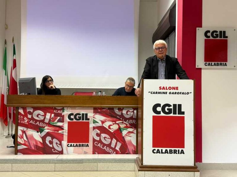 Cgil all’attacco su salari e politiche giovanili: “Se Occhiuto punta ai giovani non se la prenda con gli anziani”