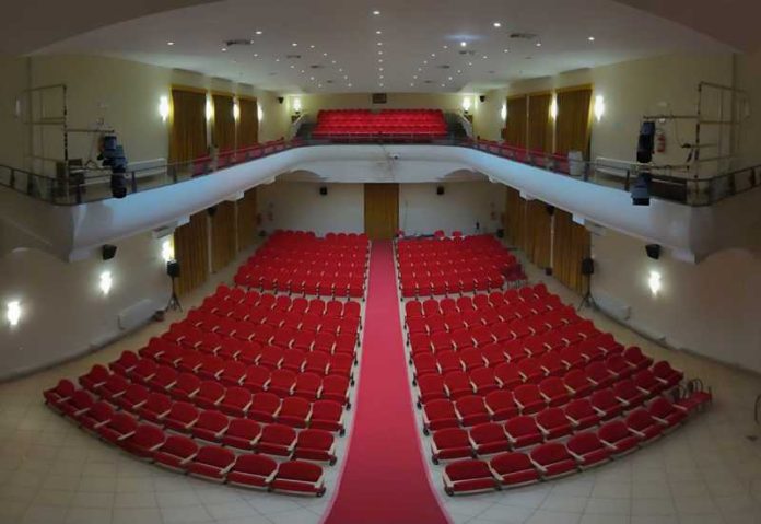 teatro politeama lamezia_interni