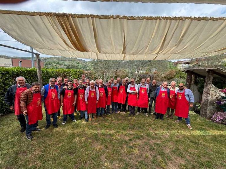 Antica congrega tre colli