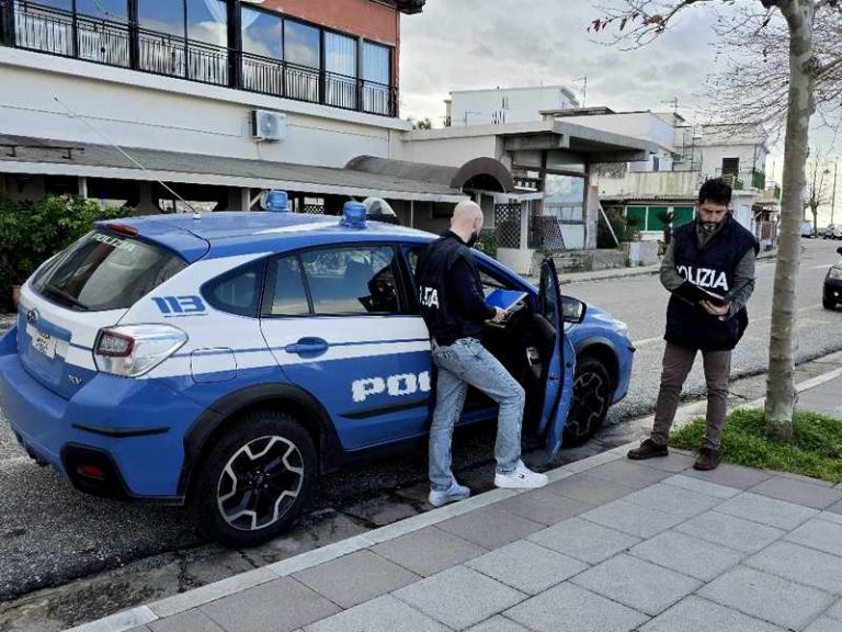 Polizia Reggio Calabria controlli a Villa San Giovanni