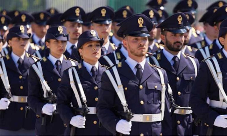 agenti di polizia