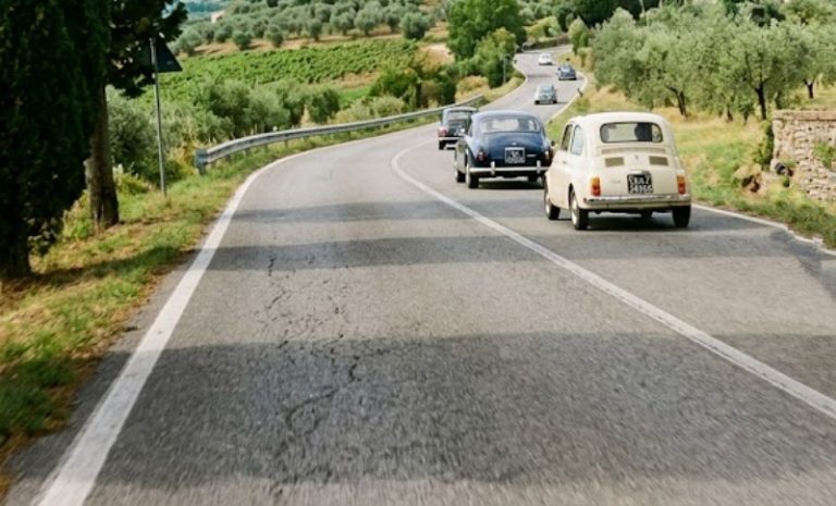 Italia a due velocità: in Calabria le auto più vecchie del Paese. Record negativo a Reggio e Vibo