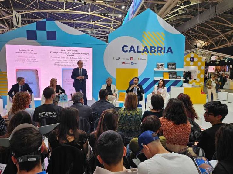 calabria salone del libro torino