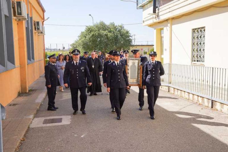 crotone madonna carcere