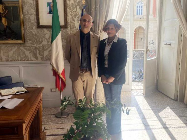 Provincia Cosenza, grafologia e tutela dei minori: l’incontro tra Faragalli e Furlano