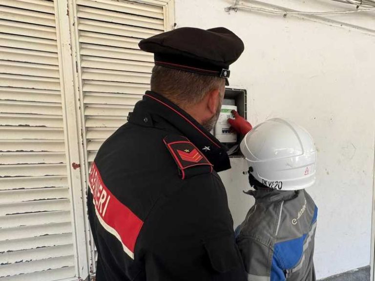 furto energia carabinieri