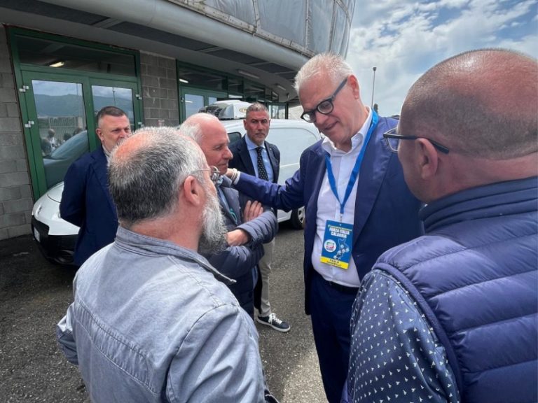 Vertenza ex LSU-LPU in Calabria: a Lamezia i lavoratori incontrano il Ministro Zangrillo