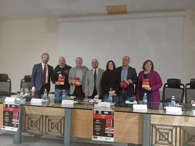 presentazione libro inferi rende