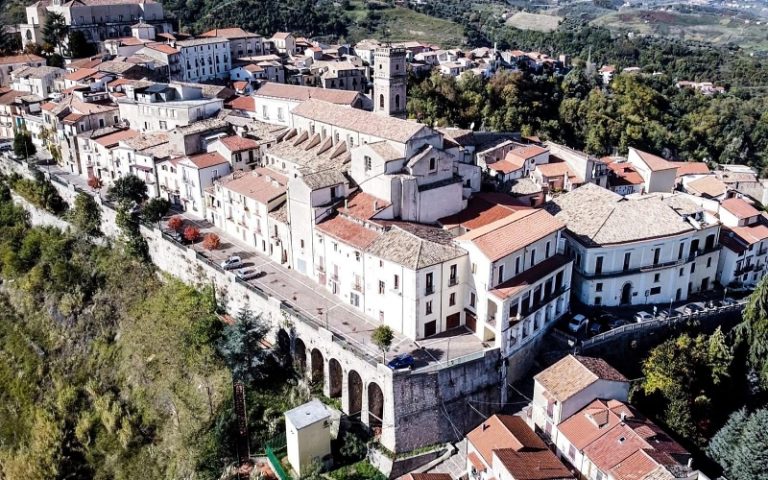 Rende e Unical insieme per il rilancio del Centro Storico: firmata l’intesa tra Comune e Università
