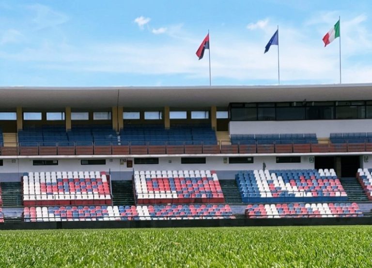 Il giorno dopo la sconfitta: la consapevolezza di un Cosenza Calcio senza futuro e una società al capolinea