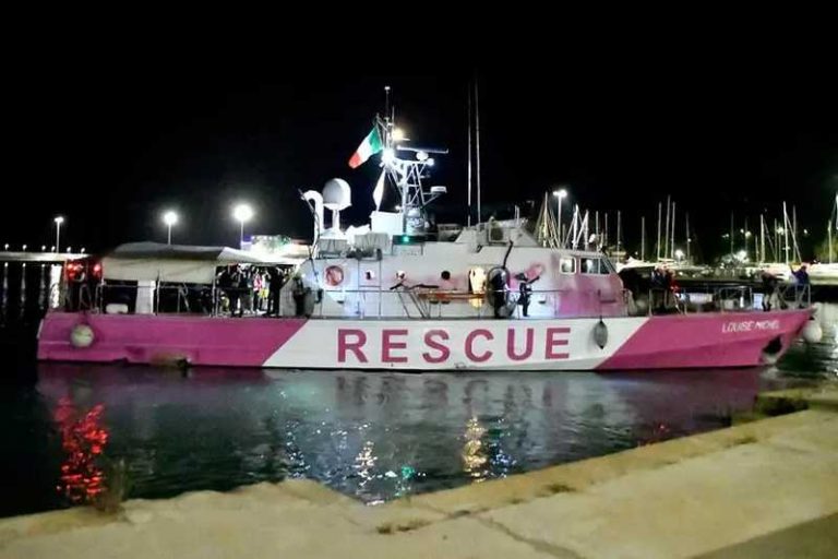 Crotone migranti Rescue
