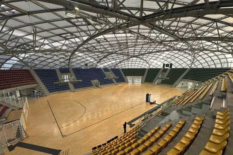 Lamezia Terme nuovo palazzetto sport