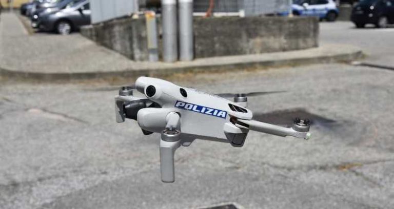drone polizia catanzaro