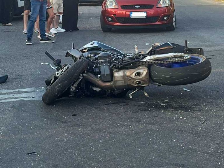 incidente moto gioia tauro