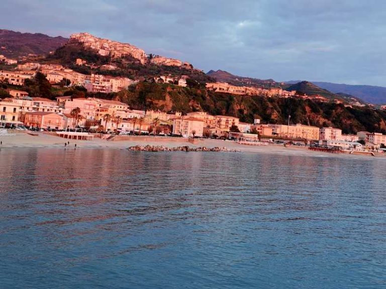 mare spiaggia belvedere