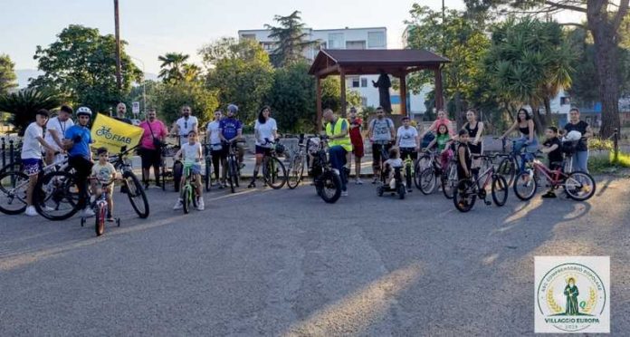 pedalata rende villaggio europa