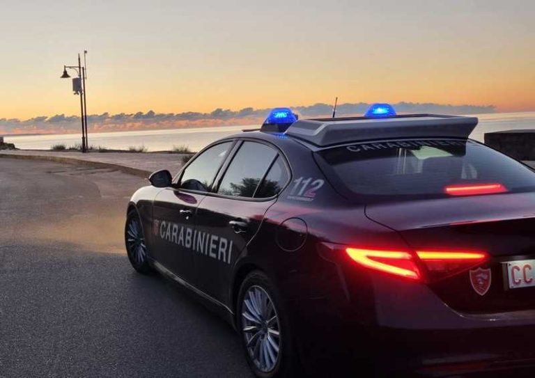 sellia carabinieri auto