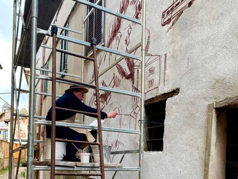 torre ruggiero sgraffito