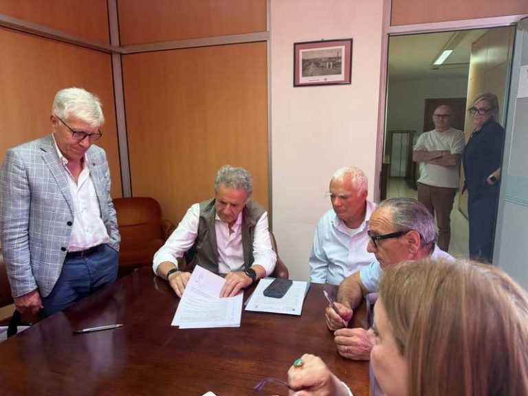 Accordo case comunità crotone medici
