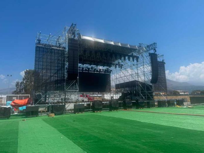Il palco dell'Arena dei Cedri