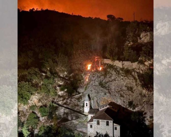 incendio papasidero santuario