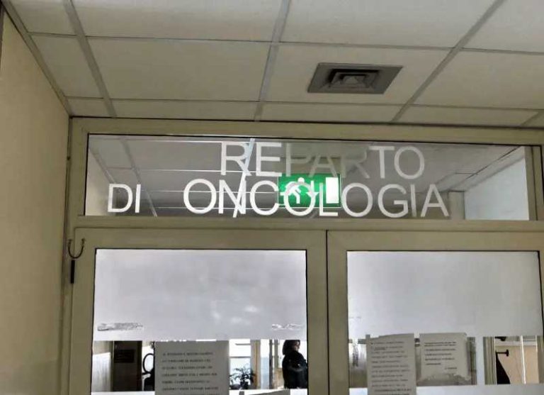 reparto oncologia crotone