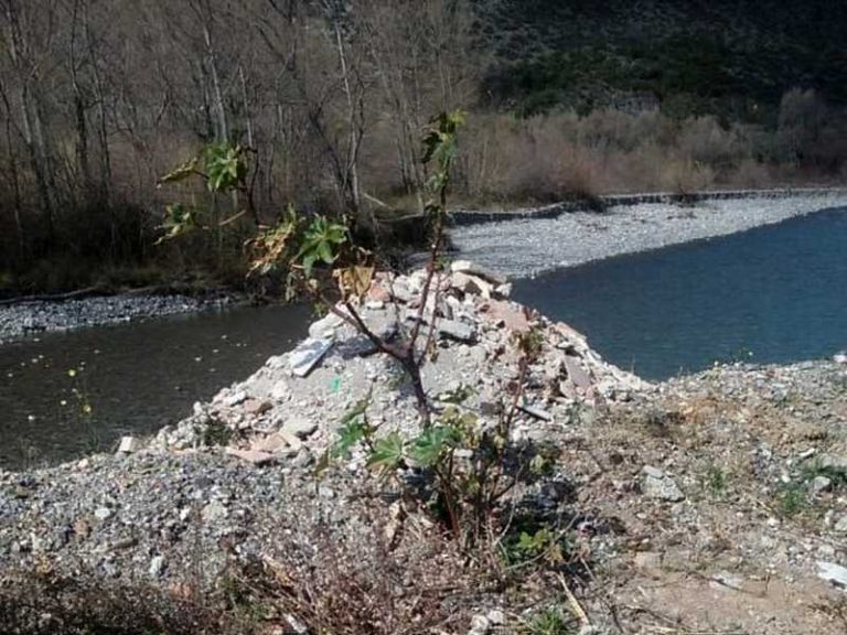 sversamenti carburanti fiume noce