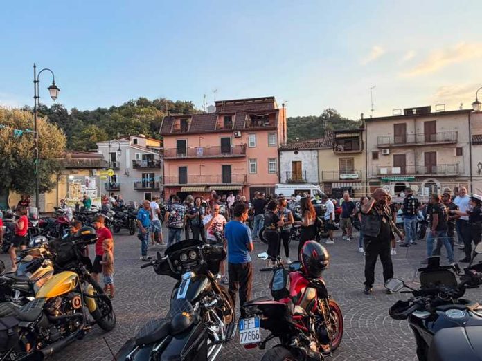 motoraduno caloveto