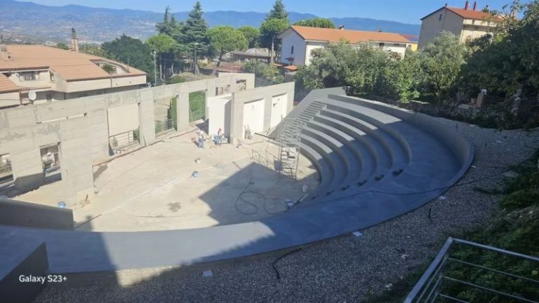 nuovo anfiteatro cerisano