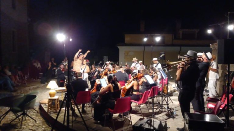 Cerisano, Cuba, un bacio e un sogno in musica 