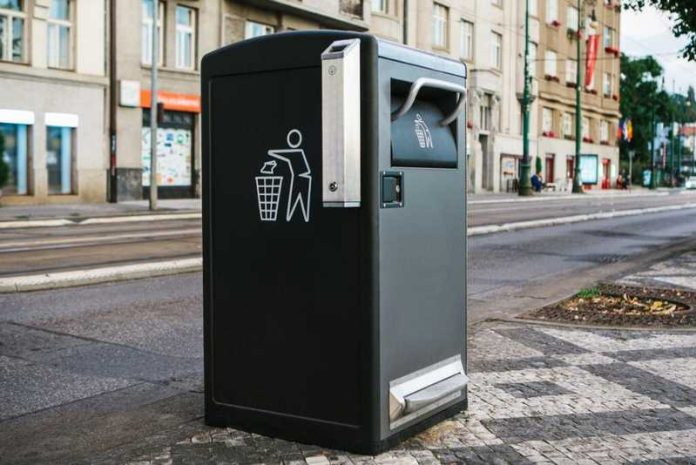 cassonetto rifiuti intelligente