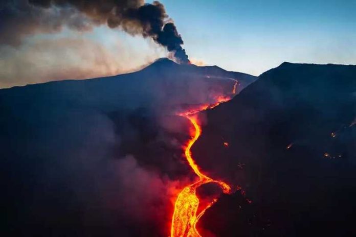 eruzione etna 2026