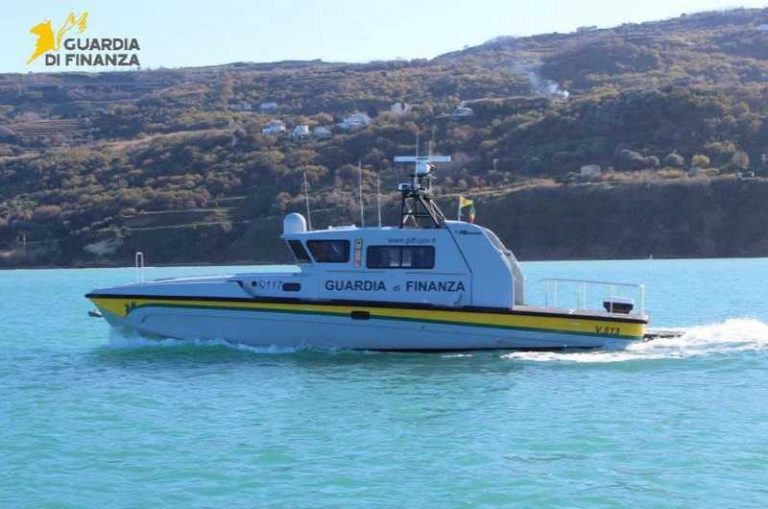motovedetta guardia di finanza vibo