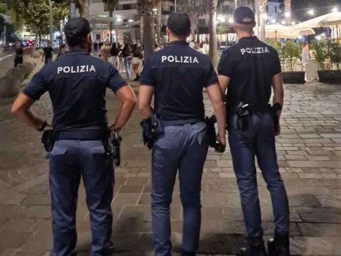 polizia poliziotti controlli crotone