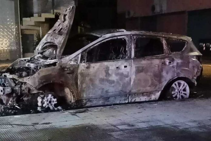 Corigliano Rossano auto incendio
