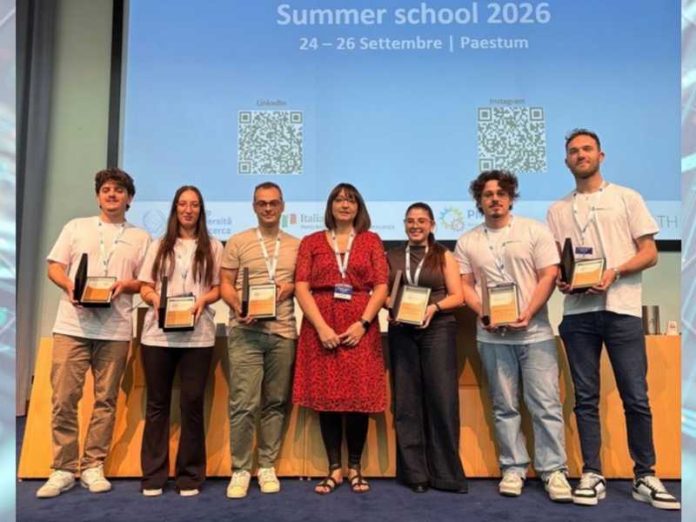 Università Magna Graecia trionfa alla Summer School & Hackathon D 4Health