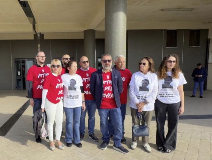 Fillea i rappresentanti della Fillea e la moglie e la figlia di Edison Malaj.
