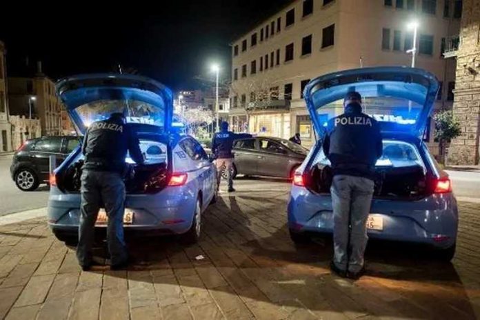 Polizia Catanzaro controlli citta due auto
