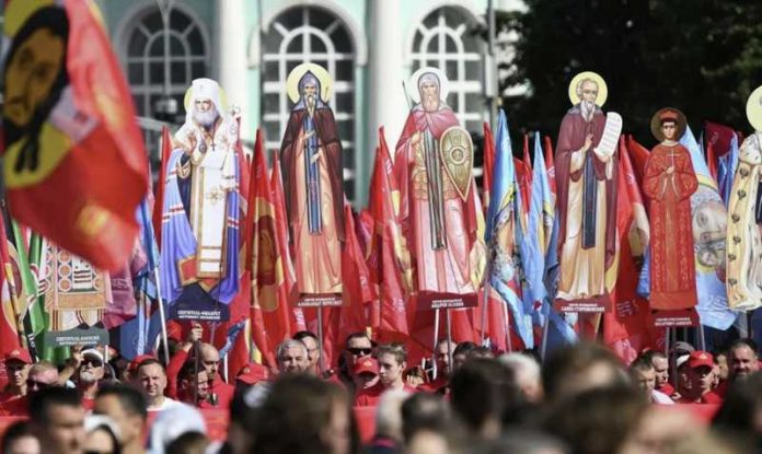 Processione dei Santi a Mosca