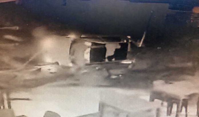 auto ribaltata sellia marina