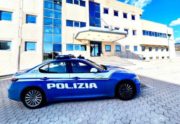 volante commissariato lamezia
