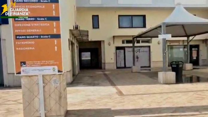 gdf corruzione asp crotone