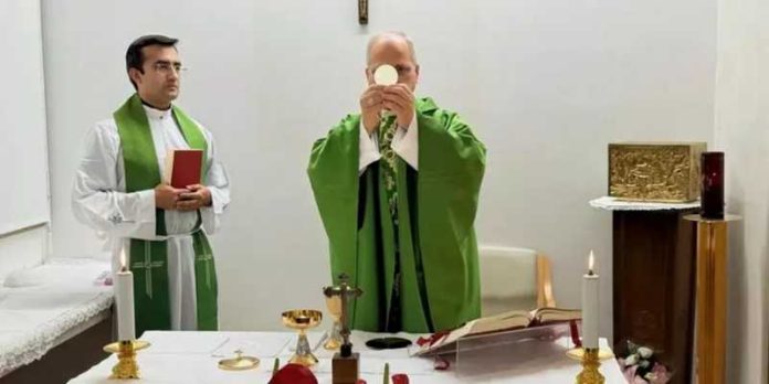 papa leone messa al gemelli